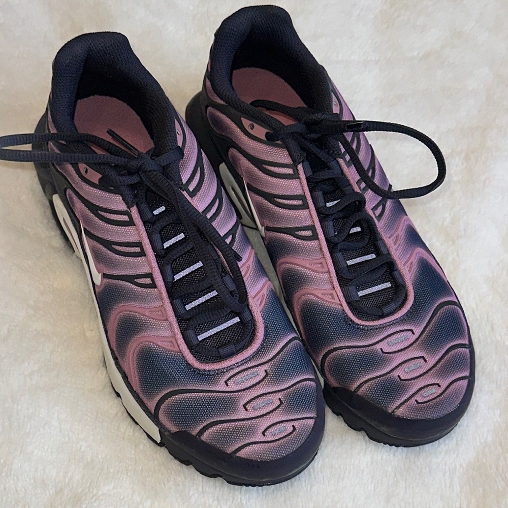 NIKE Airmax plus gridiron gray/pink women’s sneakers